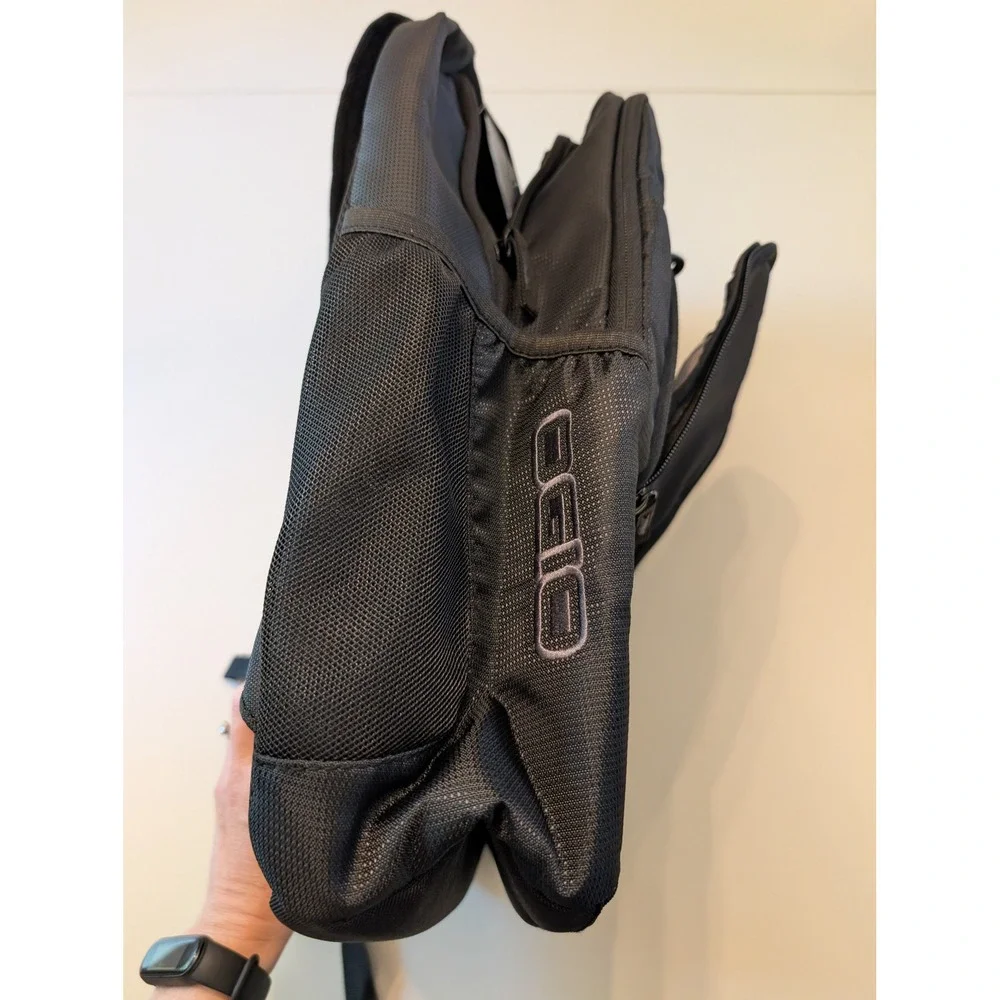 OGIO Backpack Unisex OS Black Laptop Bag Padded Straps Multi-Pocket Commuter